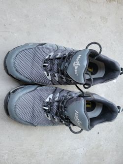 Nautilus Safety Shoes Steel Toe Gray Work Shoes Men's US 9 Wide EH Slip Resistant