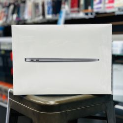 MacBook Air 13in  M1 Chip 