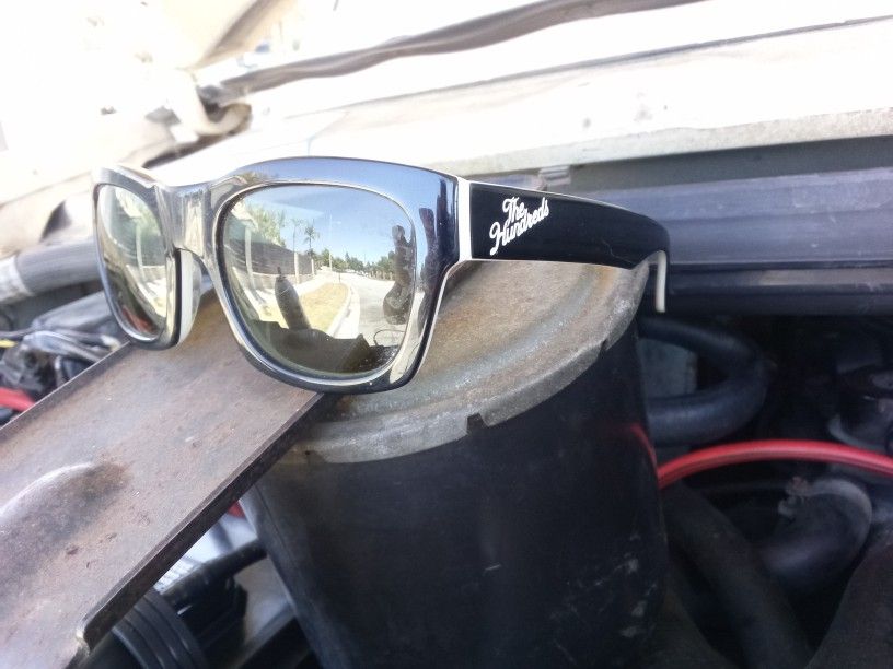 THE HUNDREDS - PHOENIX