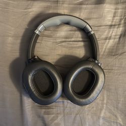 Skull Candy headphones Crusher Evo