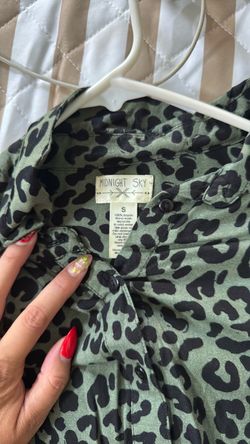 Used Leopard Button Up Long Sleeve