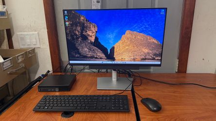 Dell Optiplex 3060 tiny: 24” widescreen windows 11 pro