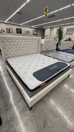 KING Tufted Upholstered Bed Frame