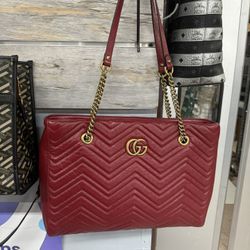 Gucci GG Marmont Matelasse Zip Tote