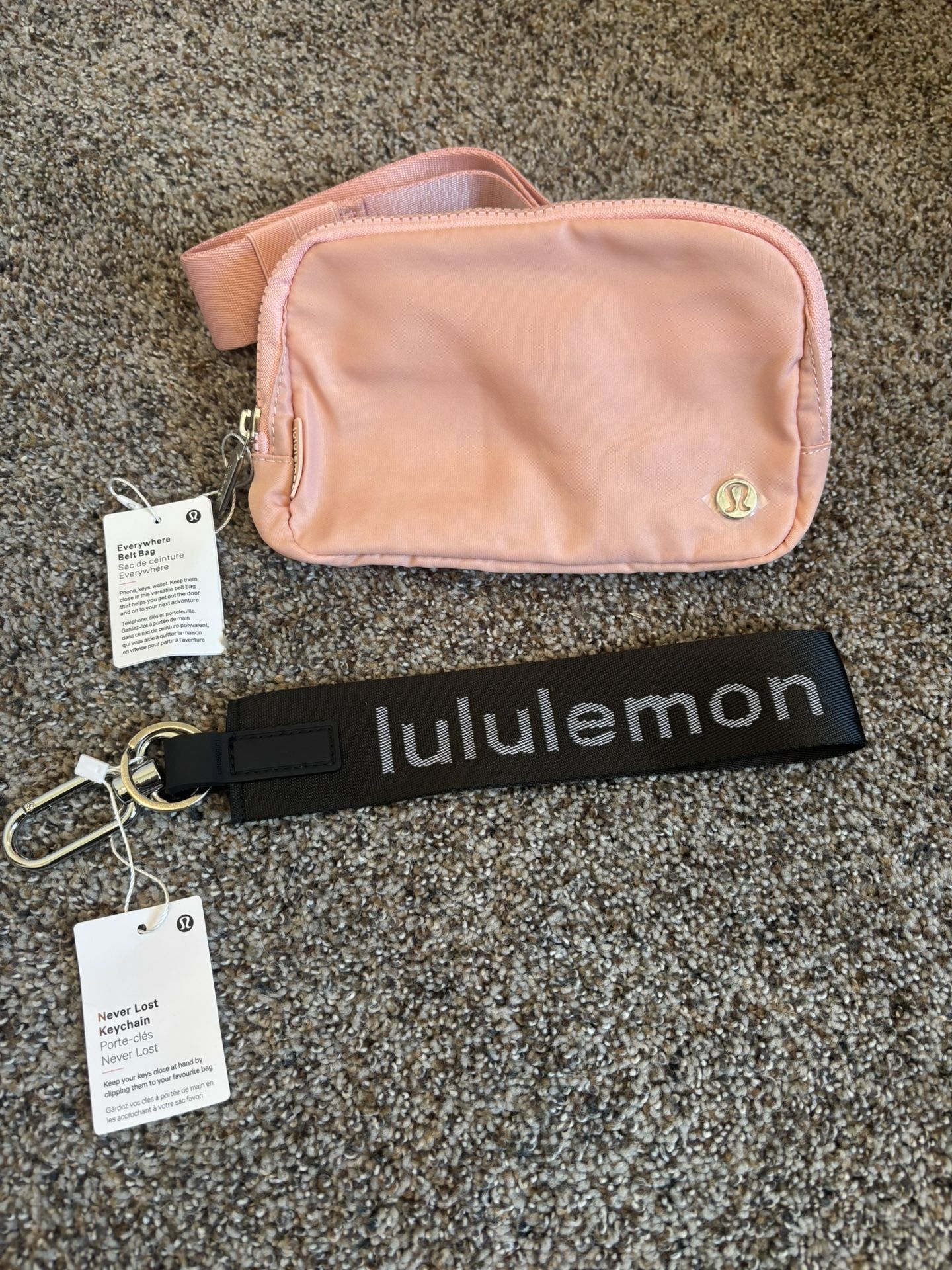 Lululemon Bundle Everywhere Belt Bag And Never Lost Keychain Brand New