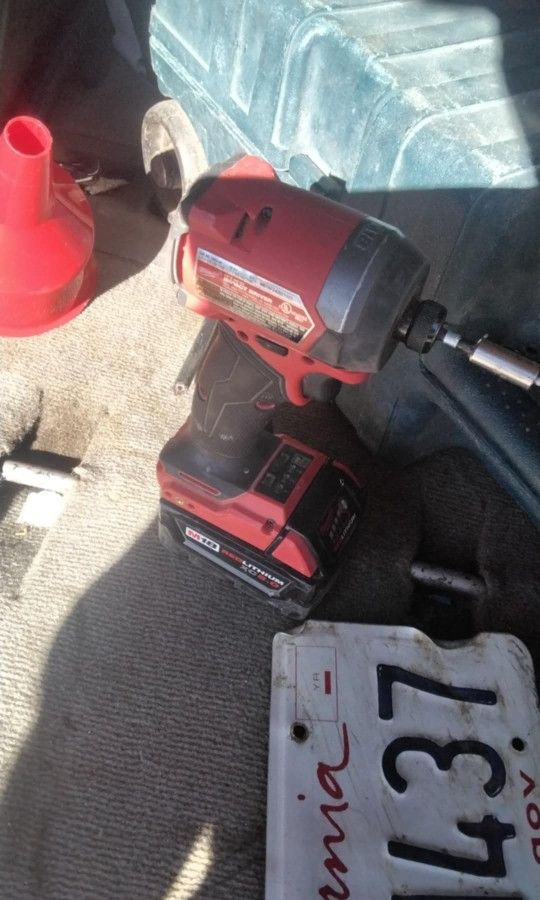 Milwaukee Impact 2 Batterys