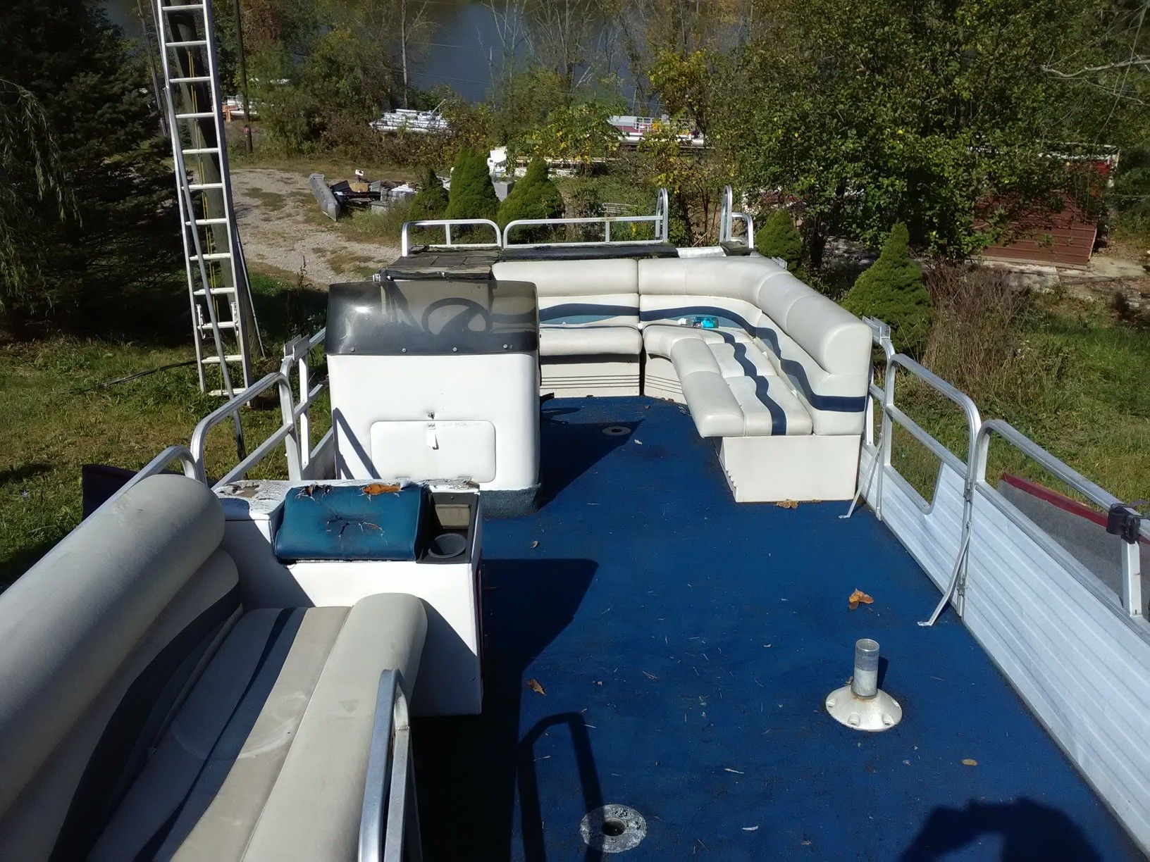 24ft pontoon with or without trailer