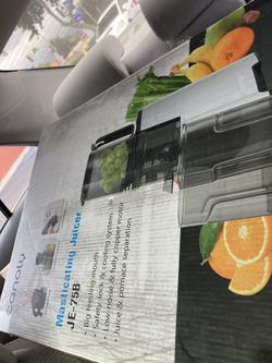 Juice maker
