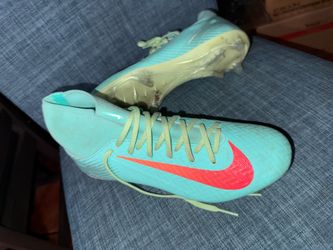 Nike mercury Soccer cleats