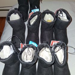 Girls Boots And Accessories New Pick Up Only $3 Each
