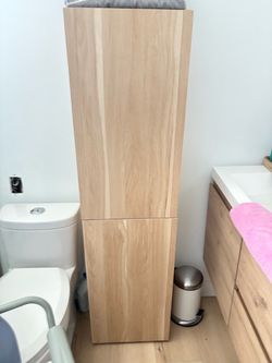 Bathroom shelves