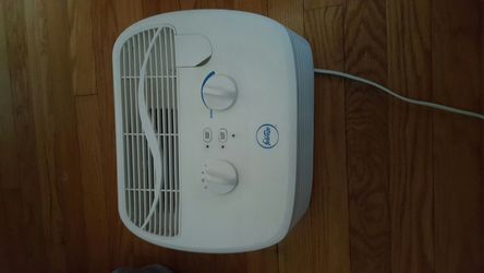 Febreze air purifier and air scent.