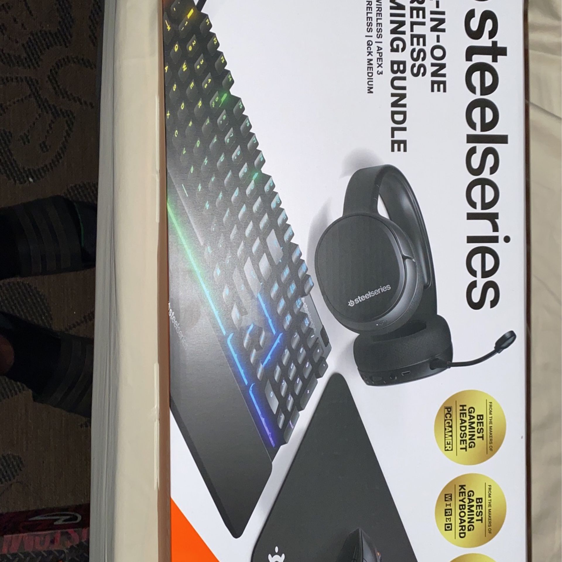 Wireless Gaming Keyboard , Mouse, & Headset