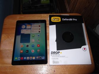 iPad 10.2”, iOS 26, with new case, works great