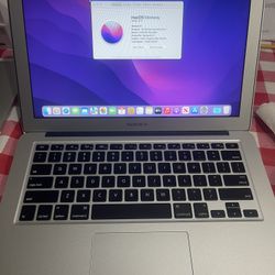Intel Core , 8gb Ram ,256gb Flash SSD, macOS Monterey Comes with $90 worth Microsoft office package installed . Charger included. In Excellen