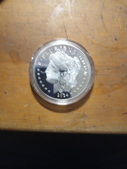 SILVER DOLLAR