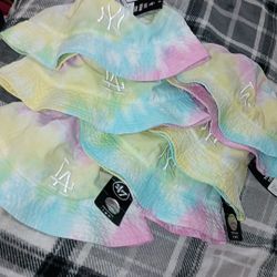 Tye-Die LA and NY bucket hats 
