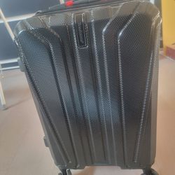 Brookstone Keane Hardside Black Carry-On Spinner 19" Light Suitcase 