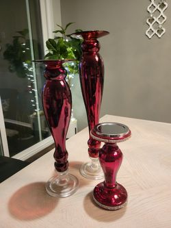 Set Of 3 Red Candle Holders 