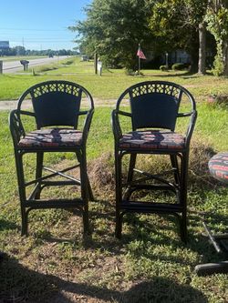 Set of 4 Custom Chicago Bears Bar Stools (2 Wicker High-Backs + 2 Pack Swivel Pedestal Stools)