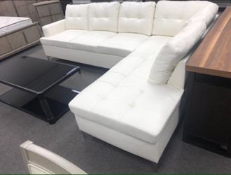 Lovely White Sectional! SUMMER SALE ENDS SOON