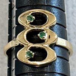 14K Solid Yellow Gold Infinity Ring with Round Genuine Emerald’s. Size 6 New
