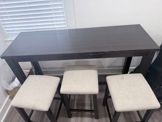 Table & 3 Chairs