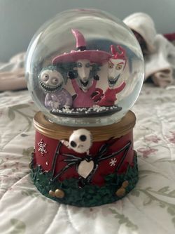 Nightmare Before Christmas Snow Globe