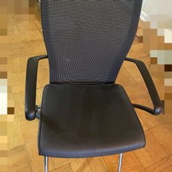 Haworth Mesh Back Mobile Chair in Silver Legs