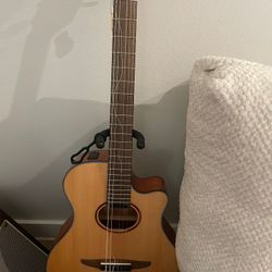 Yamaha NTX1 NT Cutaway Acoustic-Electric Nylon-String Classical Guitar, Natural