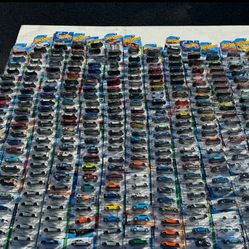 HUGE HOT WHEELS SALE!