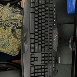 Redragon S101 Wired Keyboard And Mouse RGB