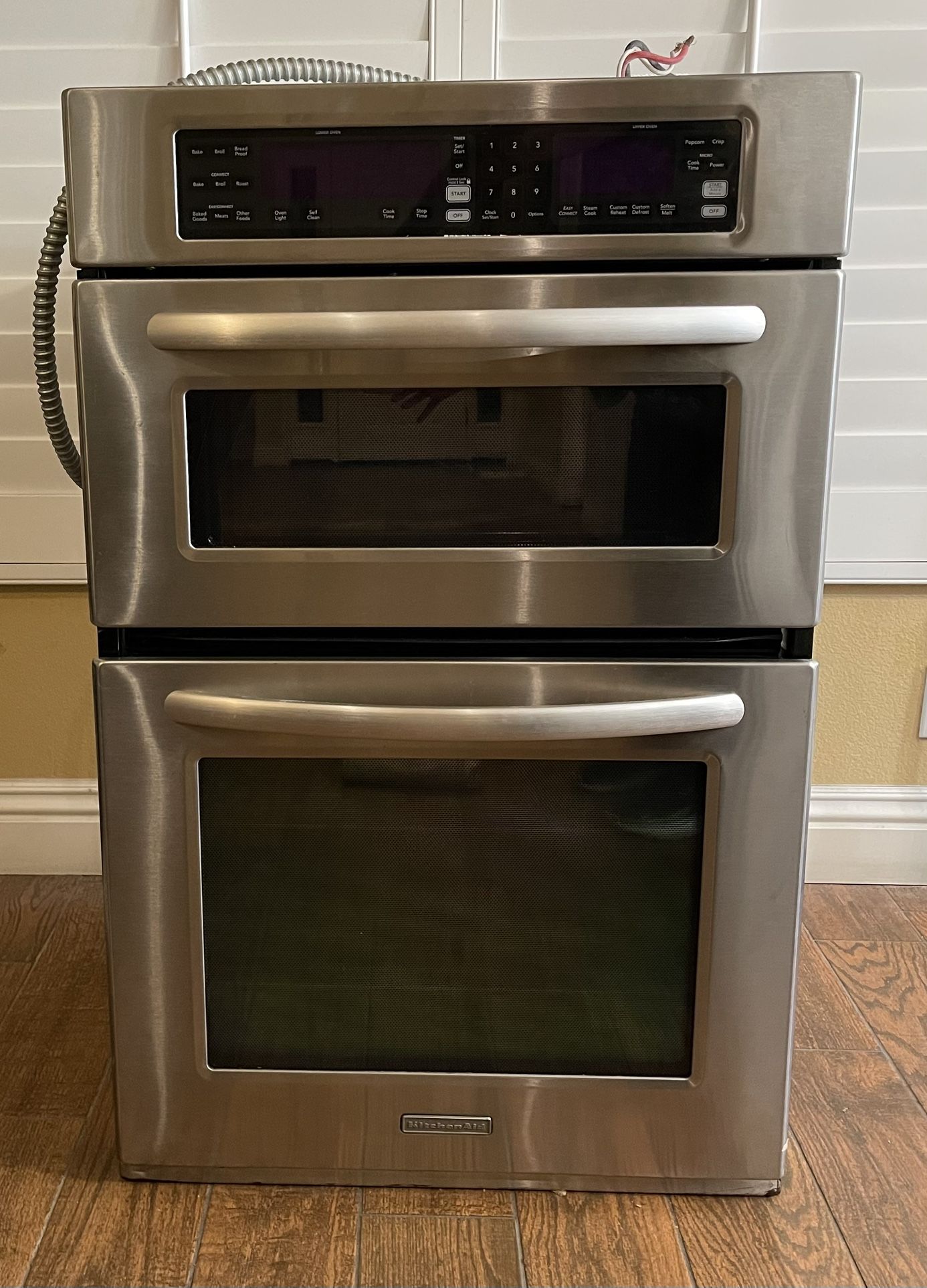 Kitchen Aid Combo microwave & Oven