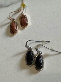 Kendra Scott Earrings 20 per pair