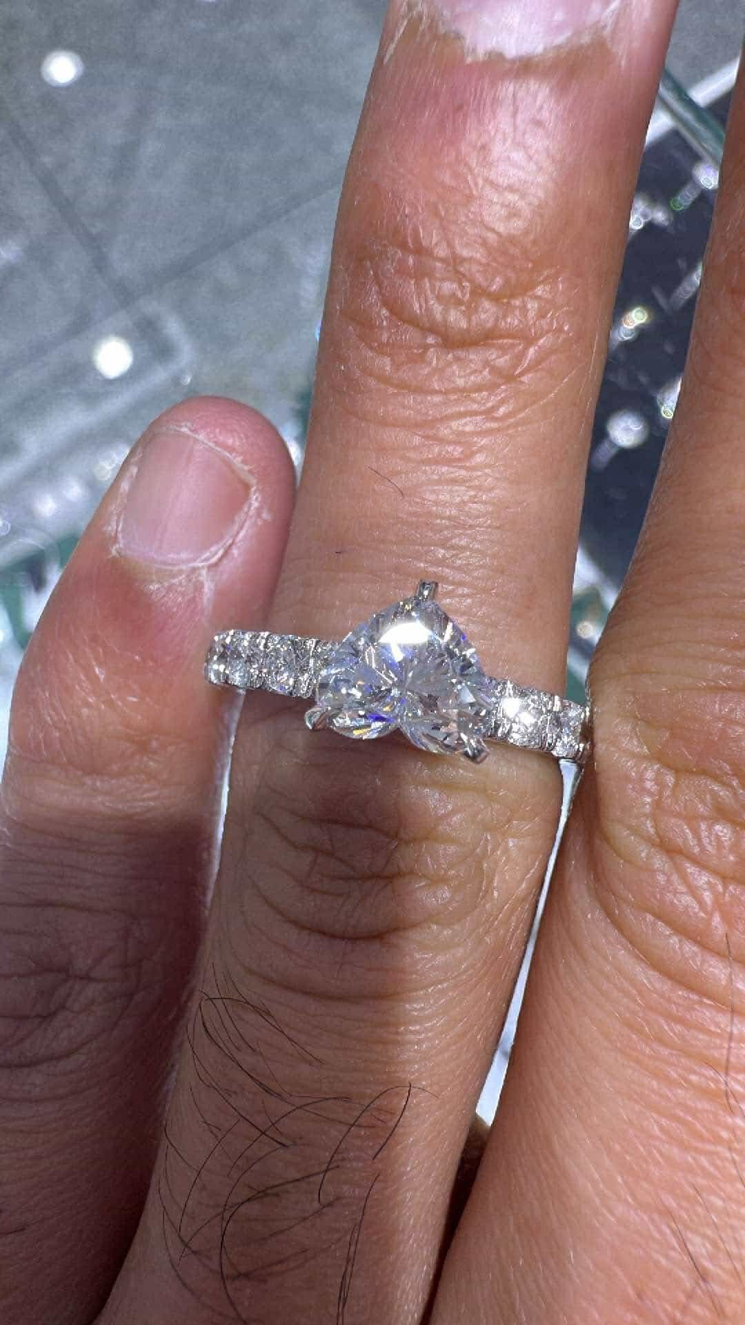 Lab Grown Diamond Ring With Certificate