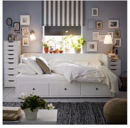 IKEA HEMNES Daybed with 3 drawers/2 mattresses, white/Γ
svang medium firm, Twin