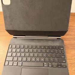 iPad Magic Keyboard 