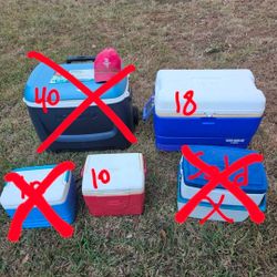 Igloo/Coleman Coolers/lunchboxs