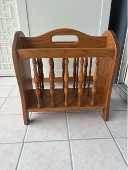 Wooden Magazine Rack with Handle