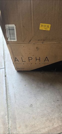 Alpha Bidet Toilet Seat Never Used