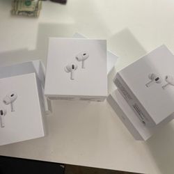 AirPod Pros GEN 2 -READ DESCRIPTION