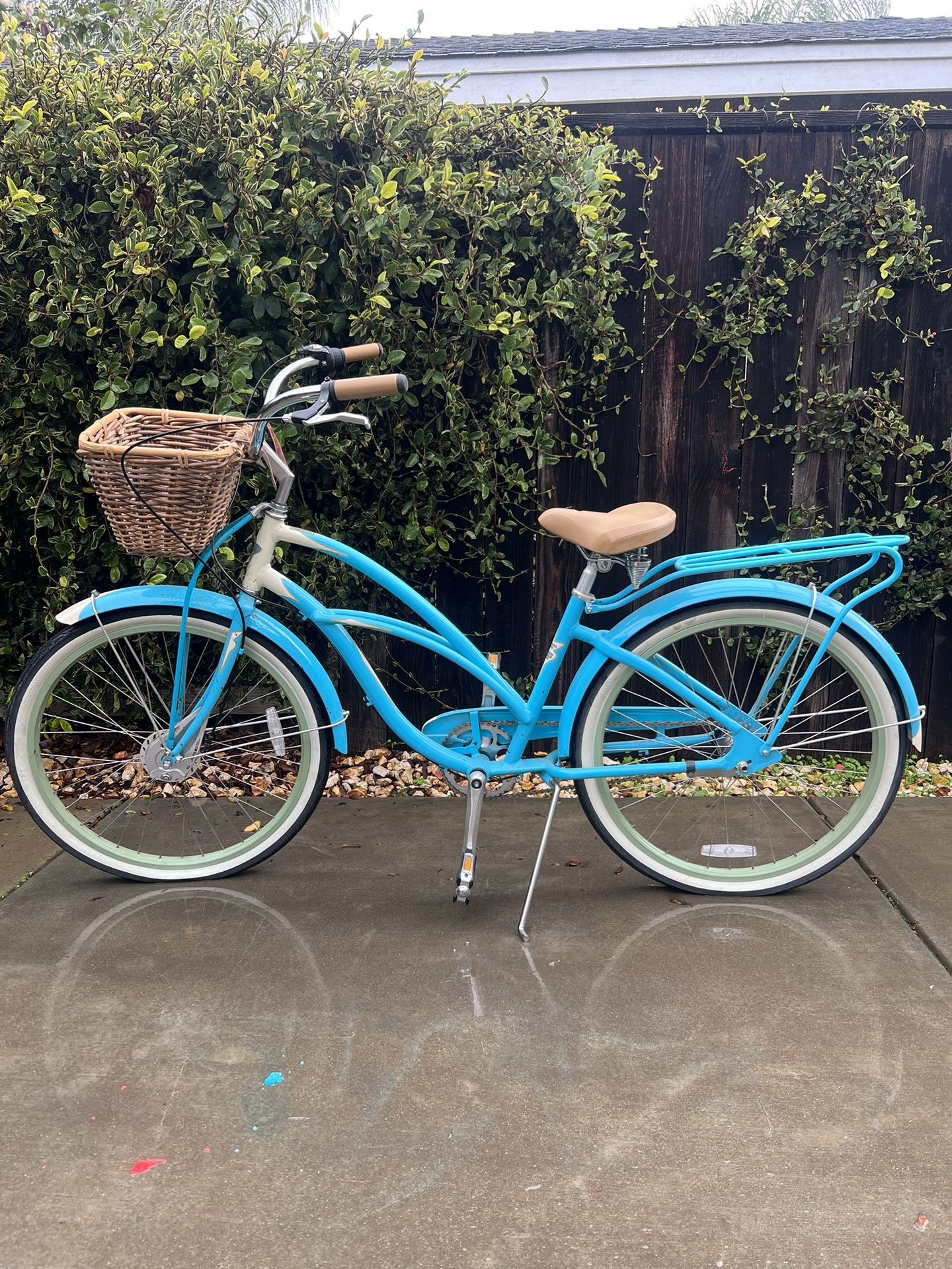 Ladies Electra Super Deluxe 3i Beach Cruiser