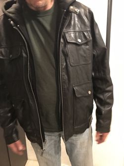 Distressed casual men’s Guess leather jacket