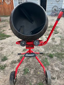 Bauer cement mixer