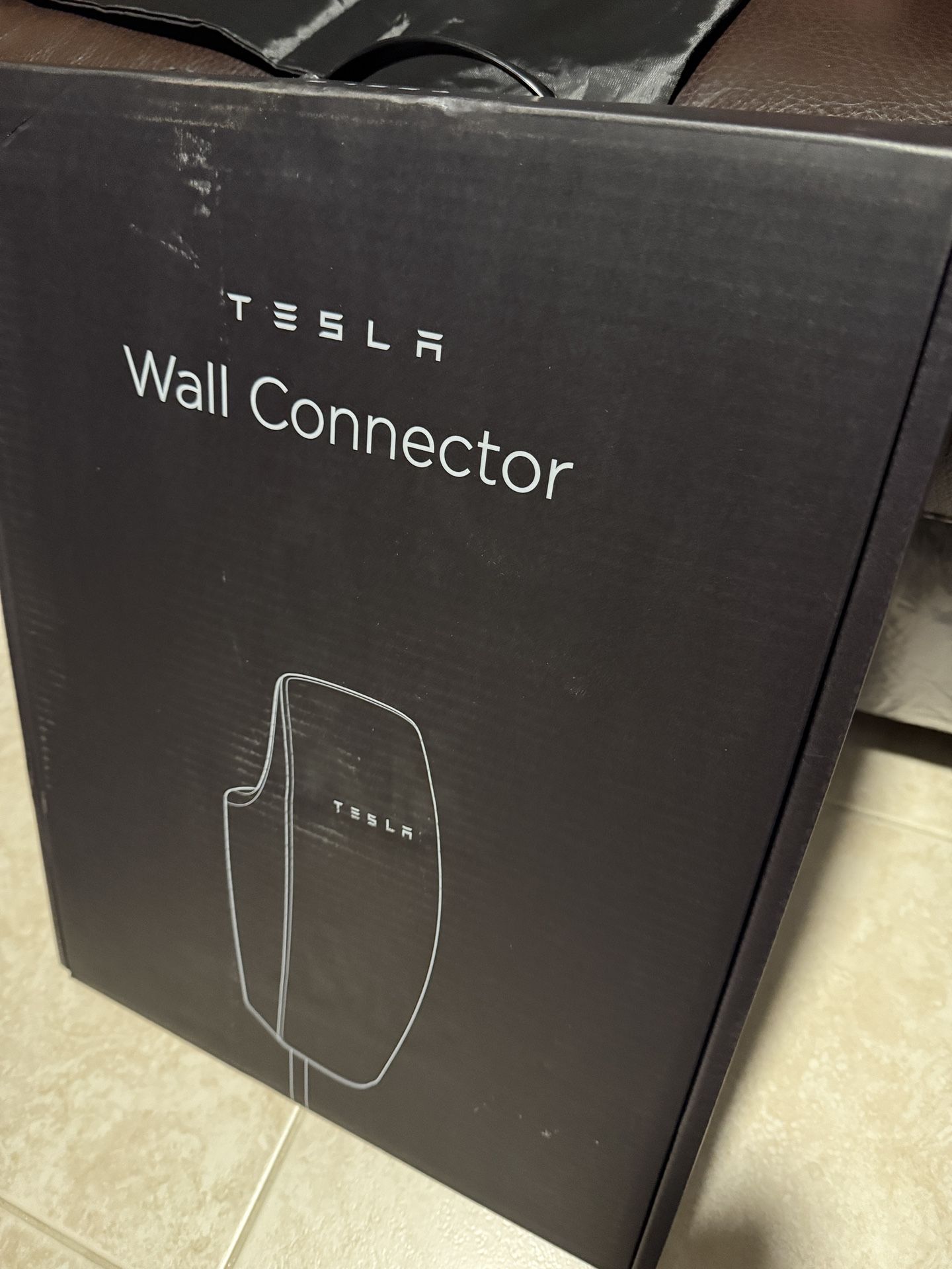 Tesla Wall Connector