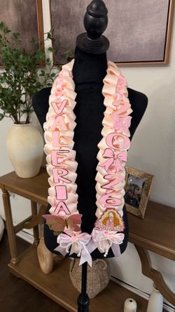 Graduation lei