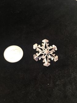 Vintage Metal Snowflake Pin