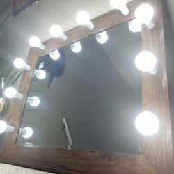 Xmas Gift 🎁 New Professional Makeup Vanity Mirror 