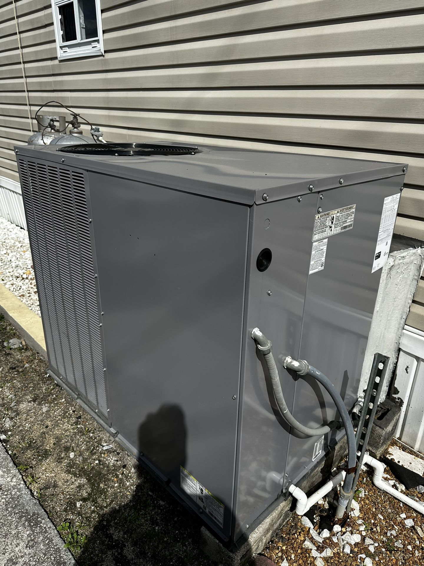 Air Conditioner