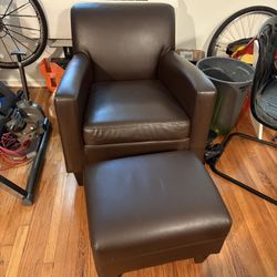 Small Single Brown Couch With Ottoman
